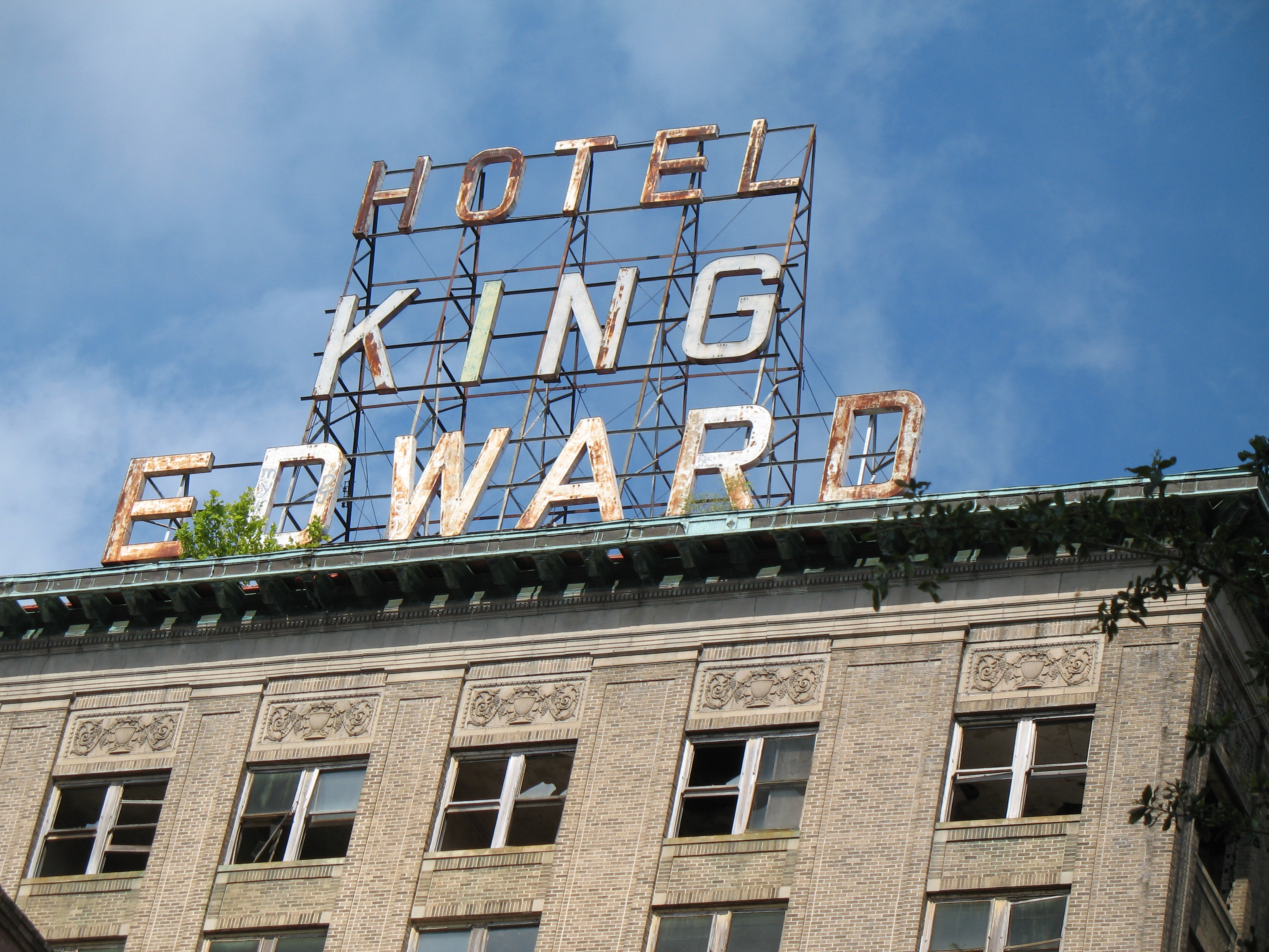 Reap Downtown Motel John Dating King