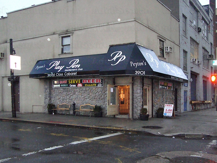 Headquarters Gentlemens Club New York City Strip